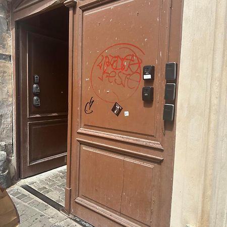 A Private Room In City Center In Bratislava Exterior photo