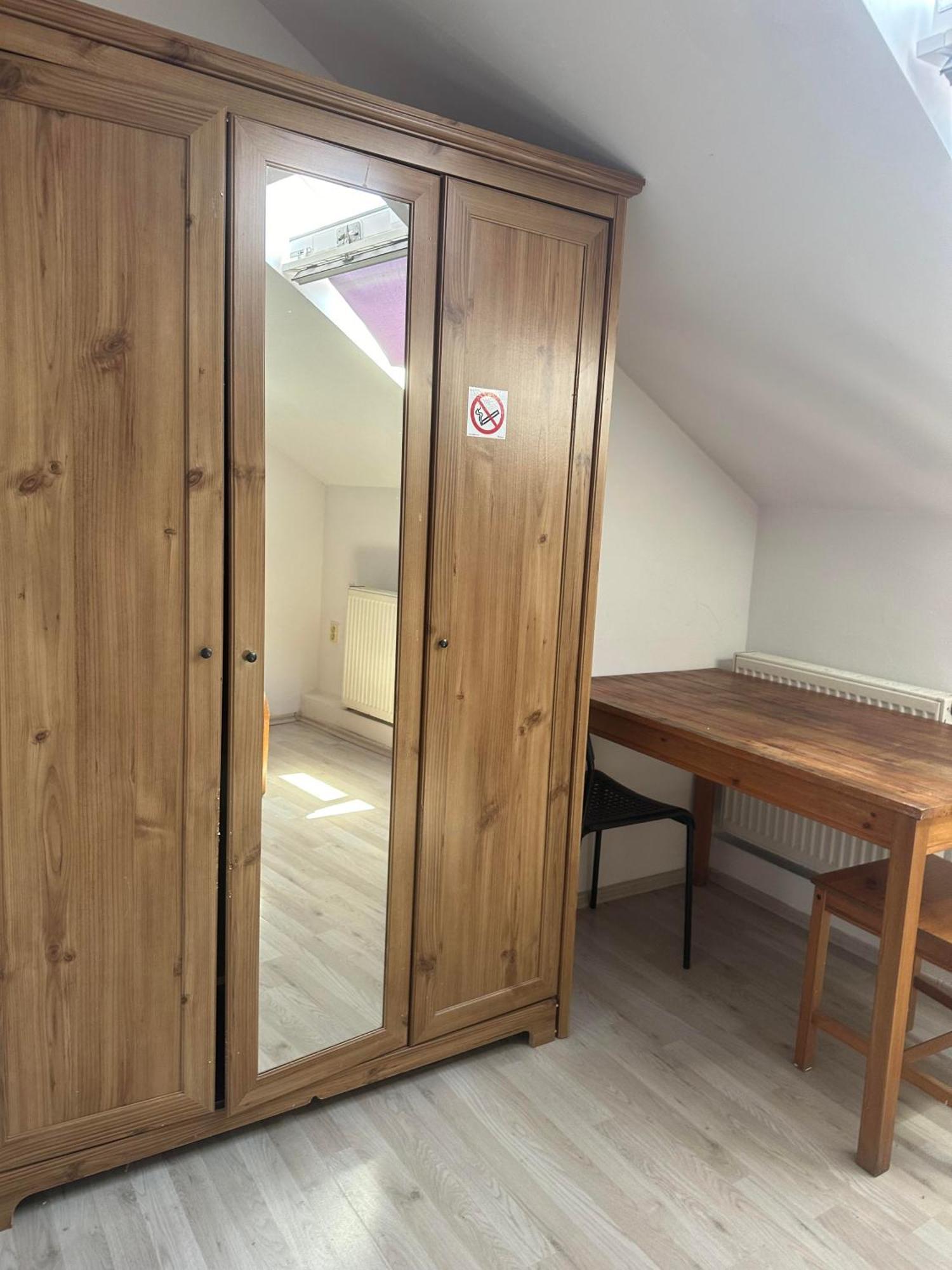 A Private Room In City Center In Bratislava Exterior photo